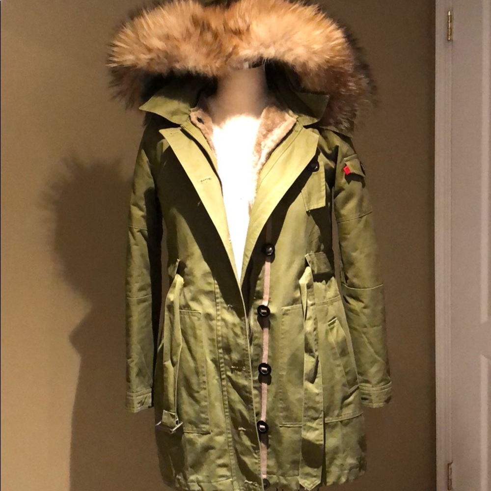 Cozy jacket with removable fur liner